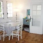 Διαμέρισμα Hameau La Madrague-22 By Interhome